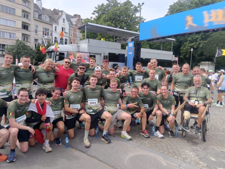 Maillots de running personnalisés pour l’armée belge aux 20 km de Bruxelles